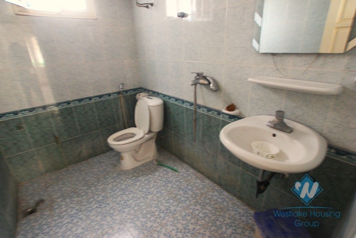 Unfurnished house for rent in Nghi Tam Street, Tay Ho, Hanoi, Good to making School, office